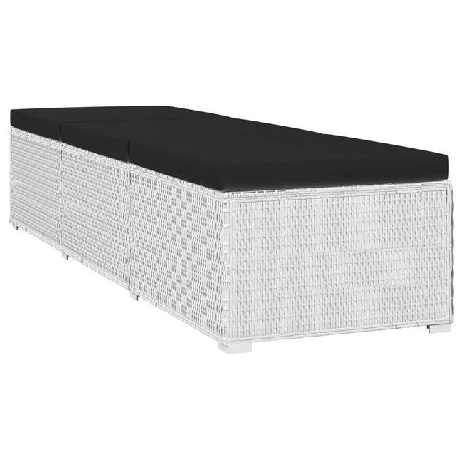 Ensemble de 2 bains de soleil avec table d'appoint en résine tressée blanche et coussins noirsse